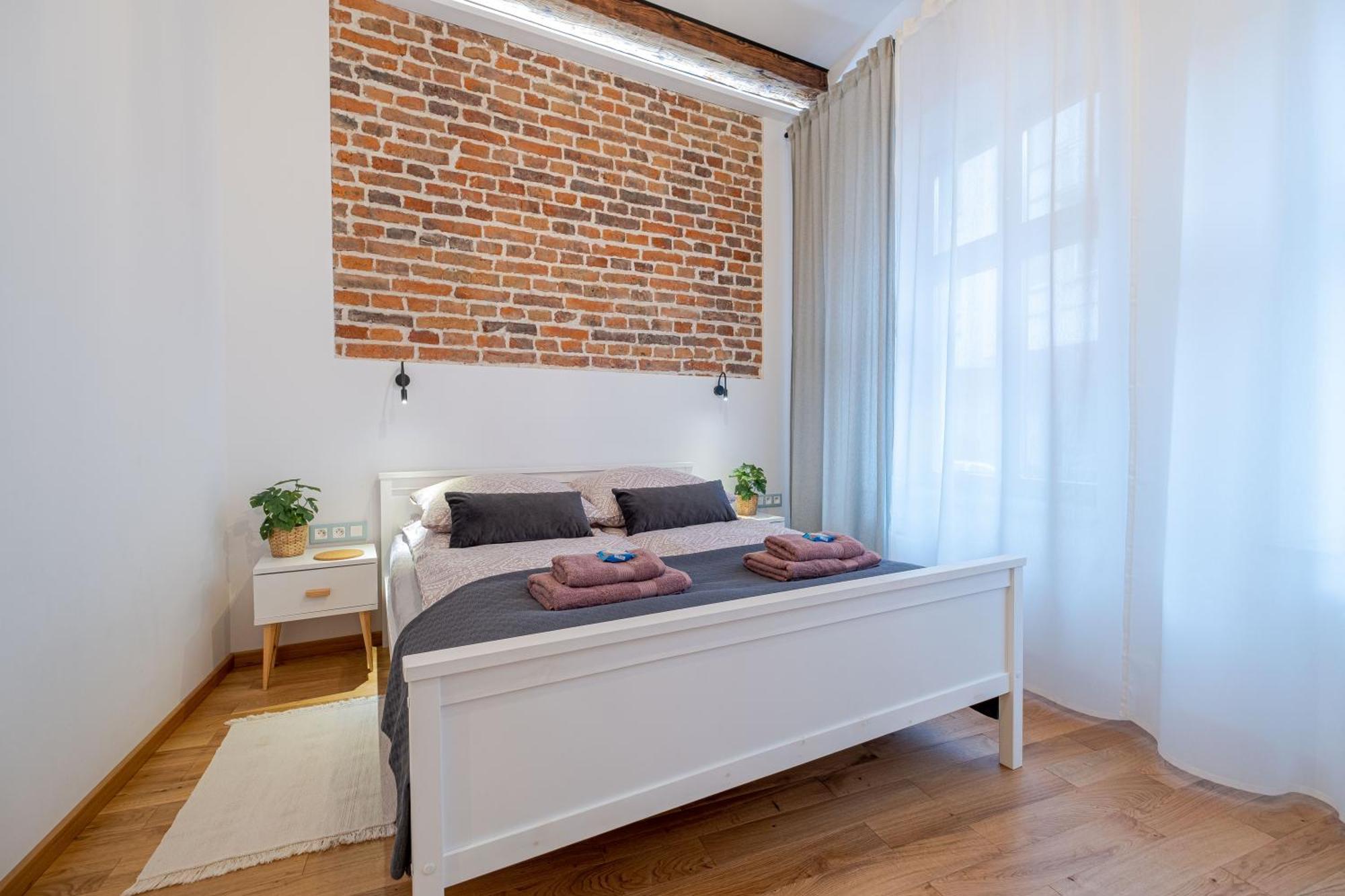 Old Town Zamkowa Vis A Vis Wawelu Apartment Krakow Exterior photo